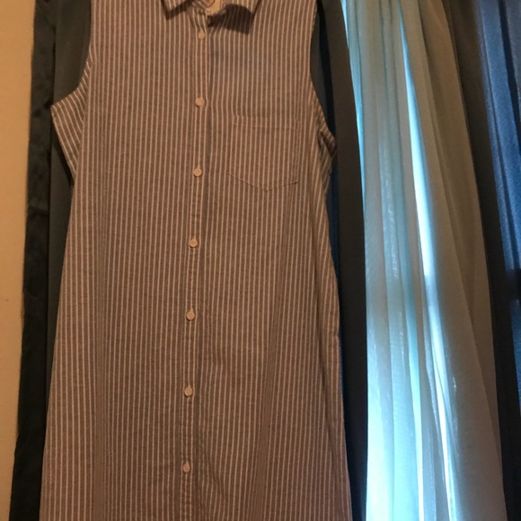 Button Down Dress - Picture 7 of 8